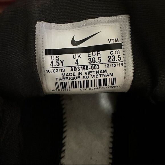 Nike Air Max 720 Throwback Future Black Laser AQ3196-003 Size 4.5Y - Picture 9 of 9